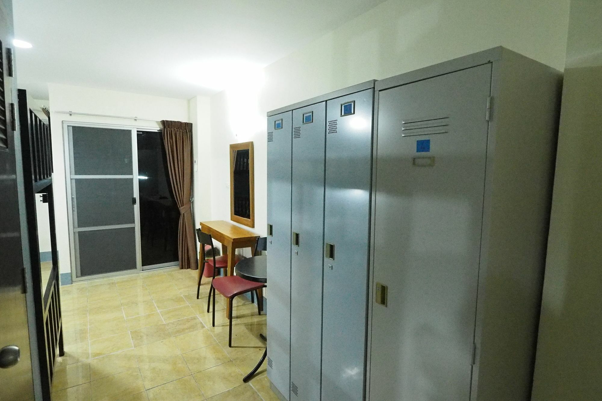 Just Sleep @Box Hostel Чиангмай Экстерьер фото