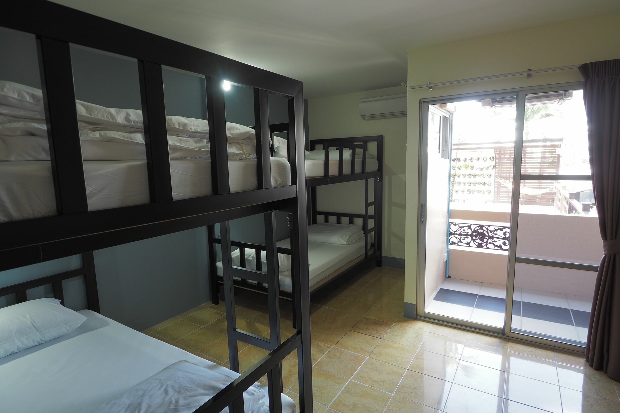 Just Sleep @Box Hostel Чиангмай Экстерьер фото
